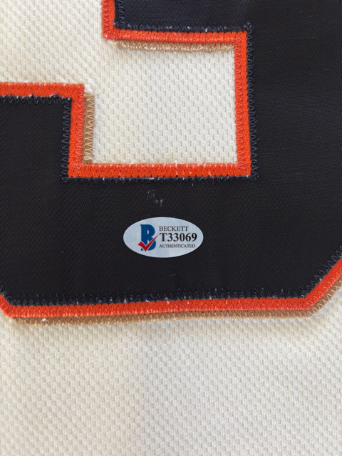 Omar Vizquel Autograph Giants Jersey w/ Beckett COA