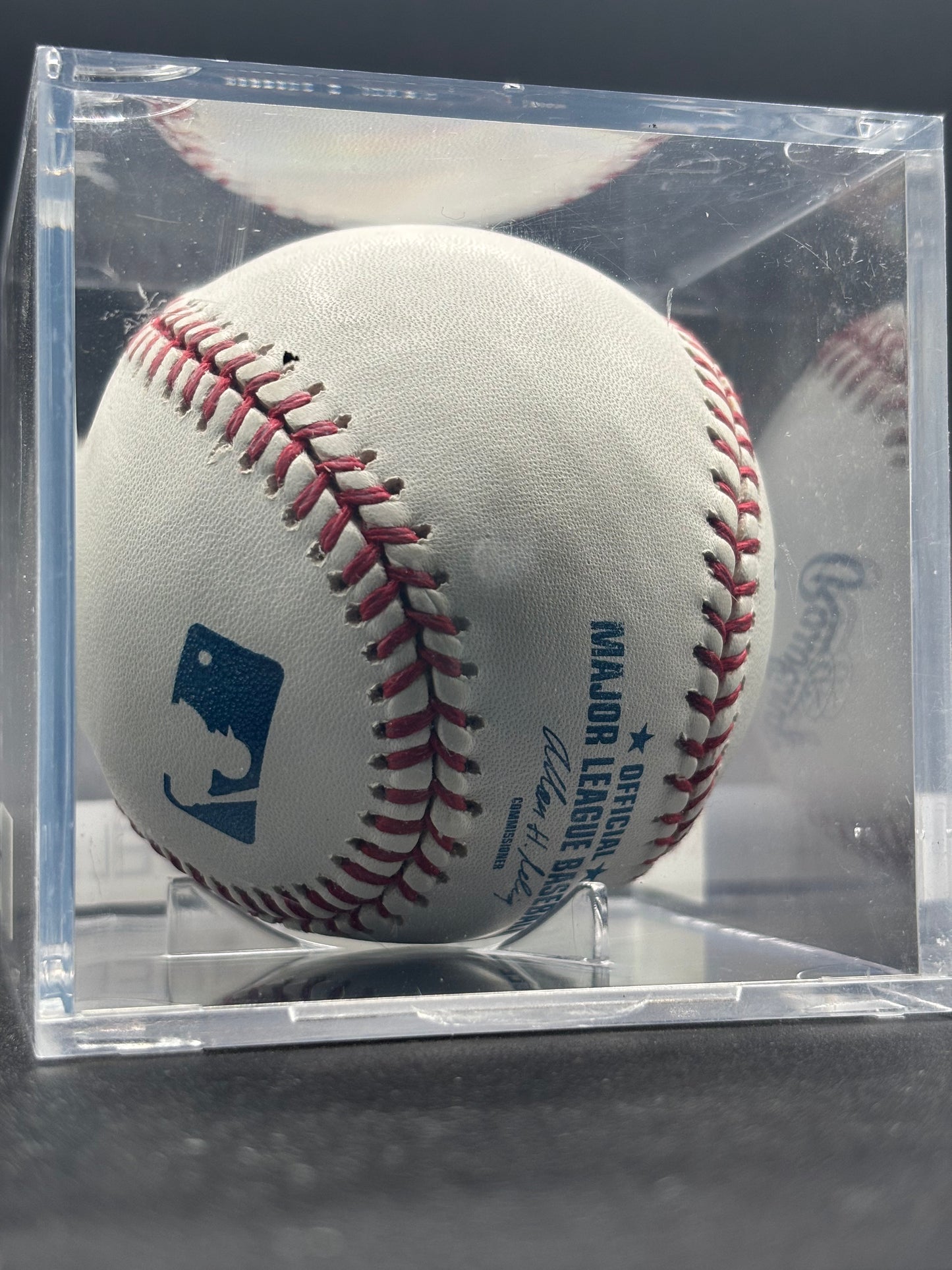 Charlie Manuel Autograph Baseball