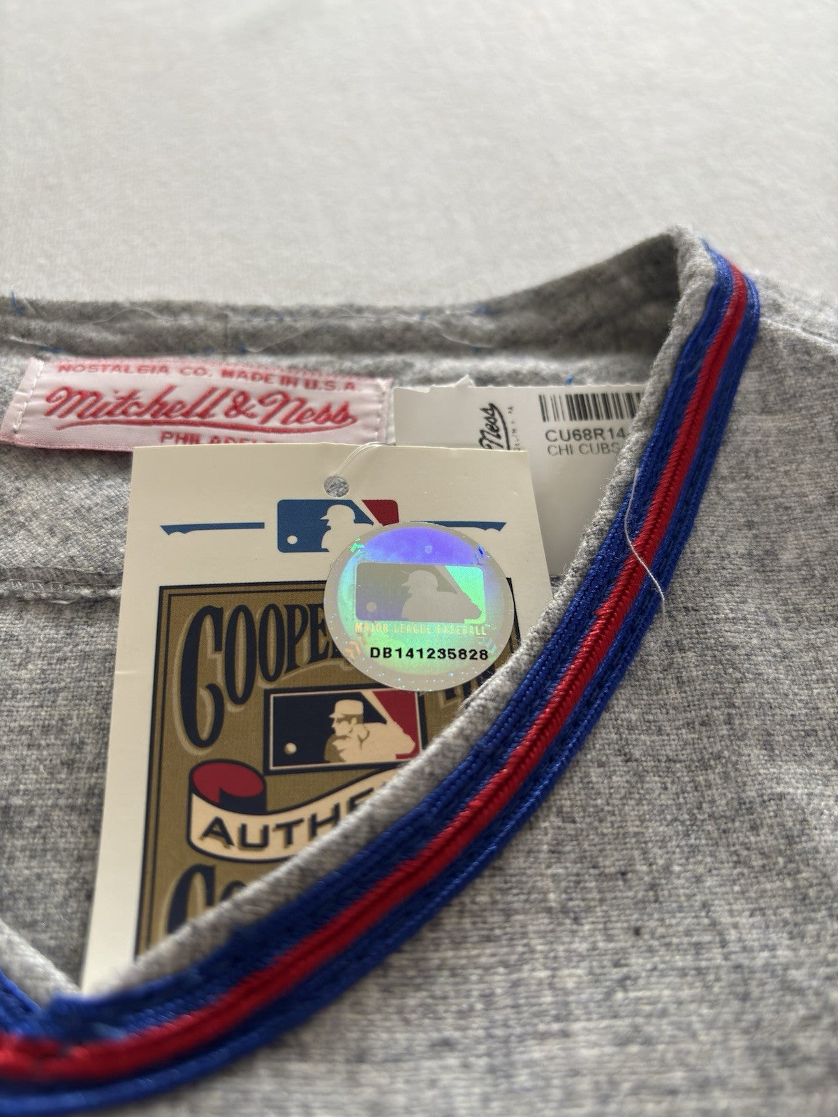 Ernie Banks Mitchell & Ness Autograph Cubs Jersey Beckett COA