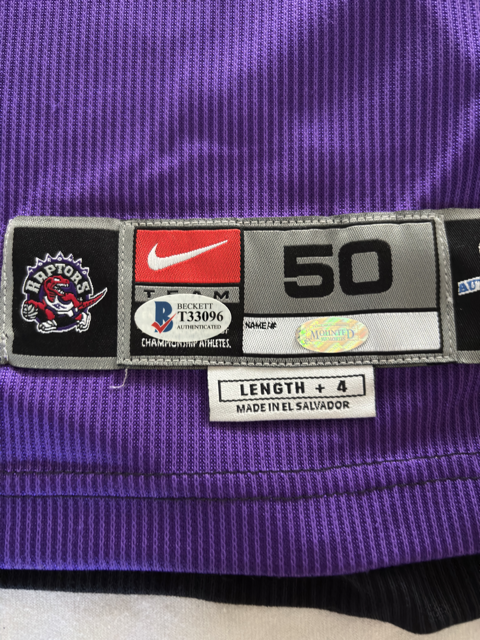 Vince Carter Autograph Jersey w/ Beckett COA