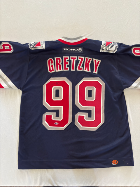 Wayne Gretzky Autographed Rangers Jersey w/ Beckett LOA