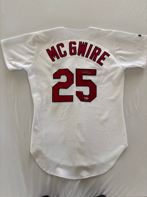Mark McGwire Autograph Cardinals Jersey w/ Beckett COA