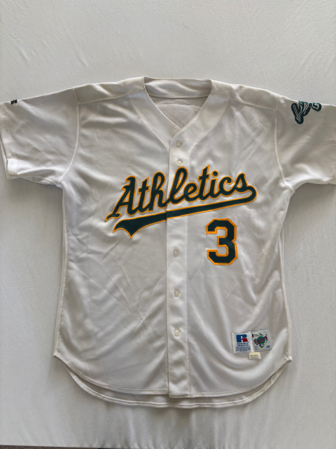 Eric Chavez Autograph Athletics Jersey w/ Beckett COA