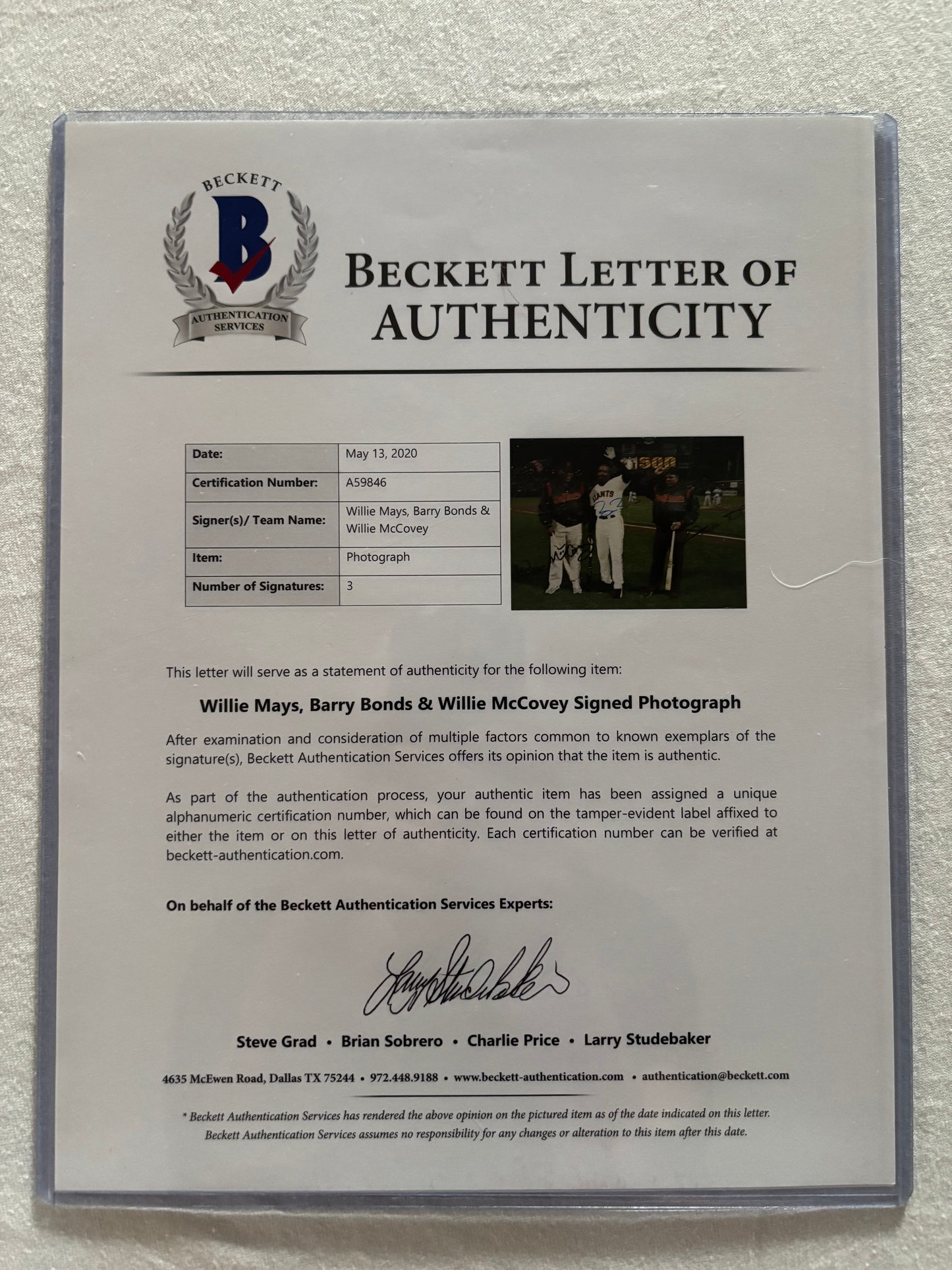 Barry Bonds, Willie Mays, Willie McCovey Autograph Photo w/ Beckett LOA