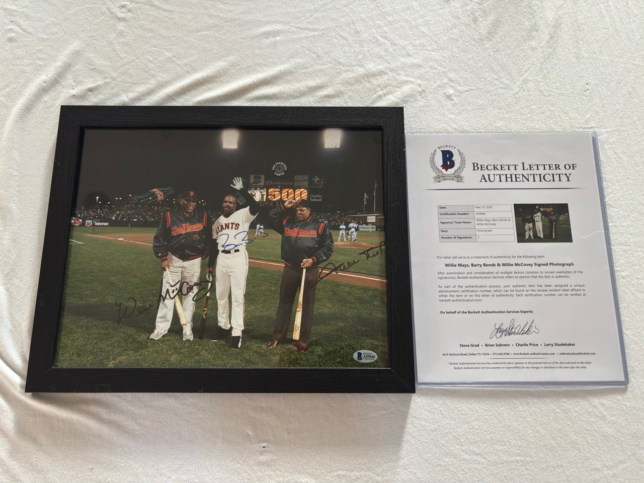 Barry Bonds, Willie Mays, Willie McCovey Autograph Photo w/ Beckett LOA