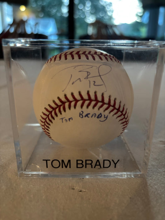 Tom Brady Autograph Baseball w/ Beckett LOA