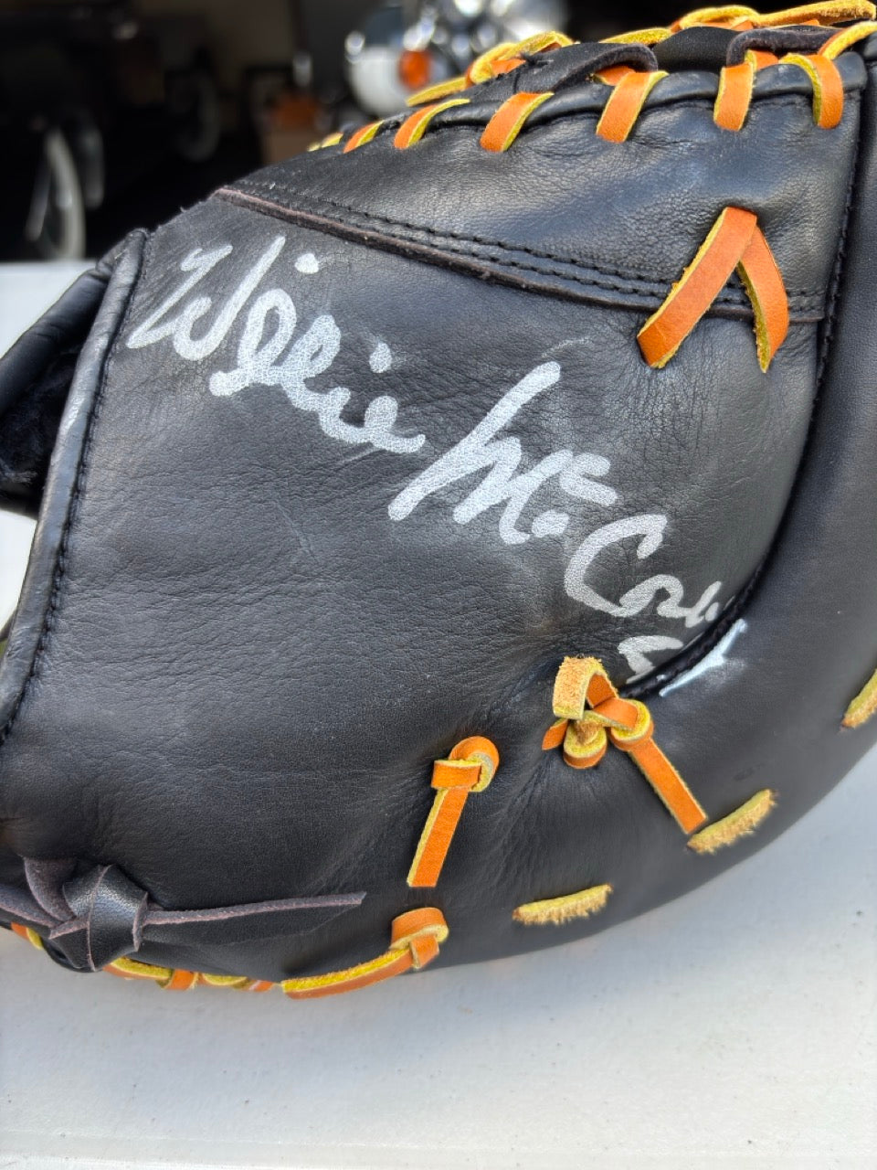 Willie McCovey Autograph Baseball Glove