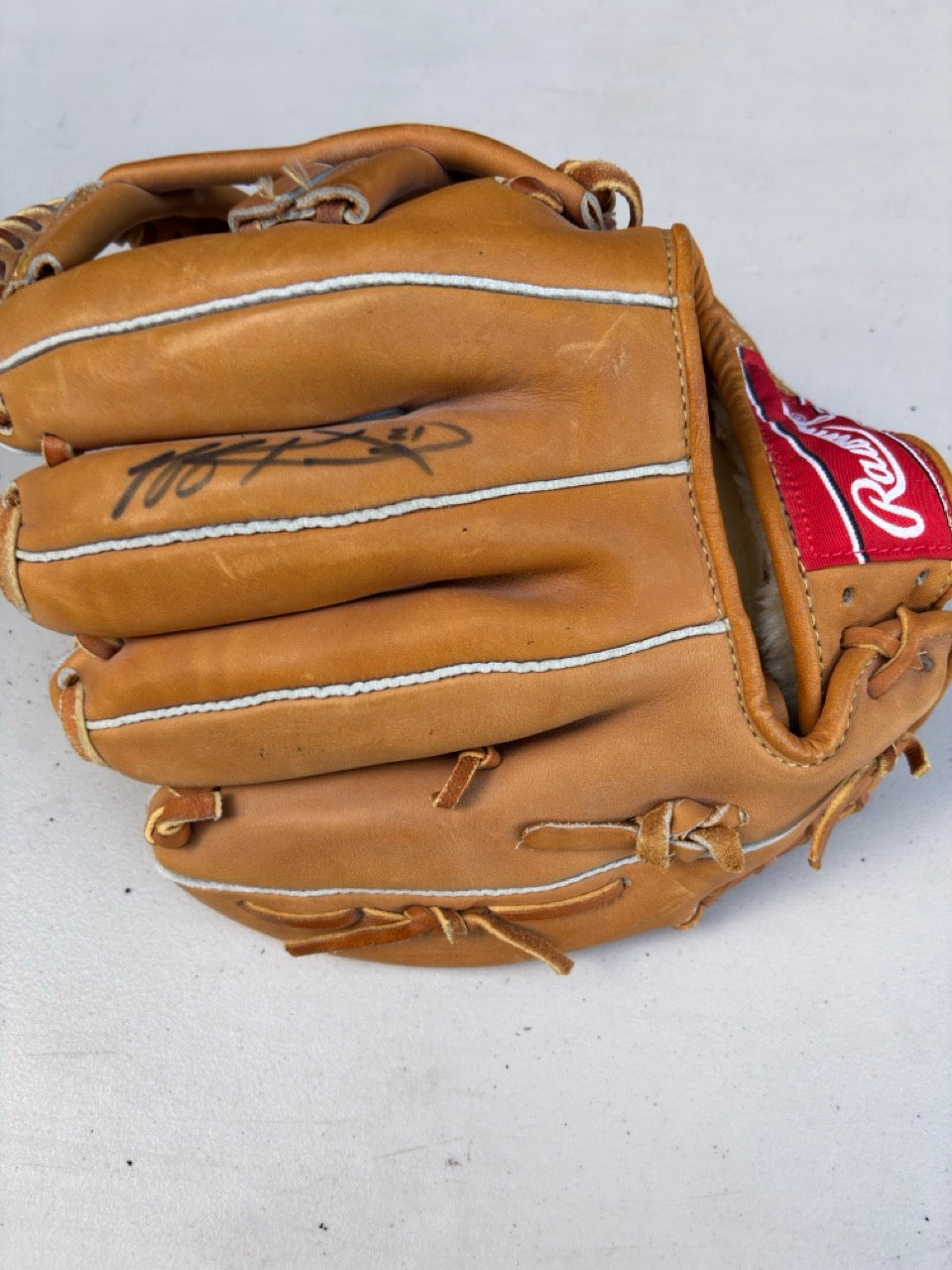 Jeff Kent Autograph Baseball Glove w/ Beckett COA