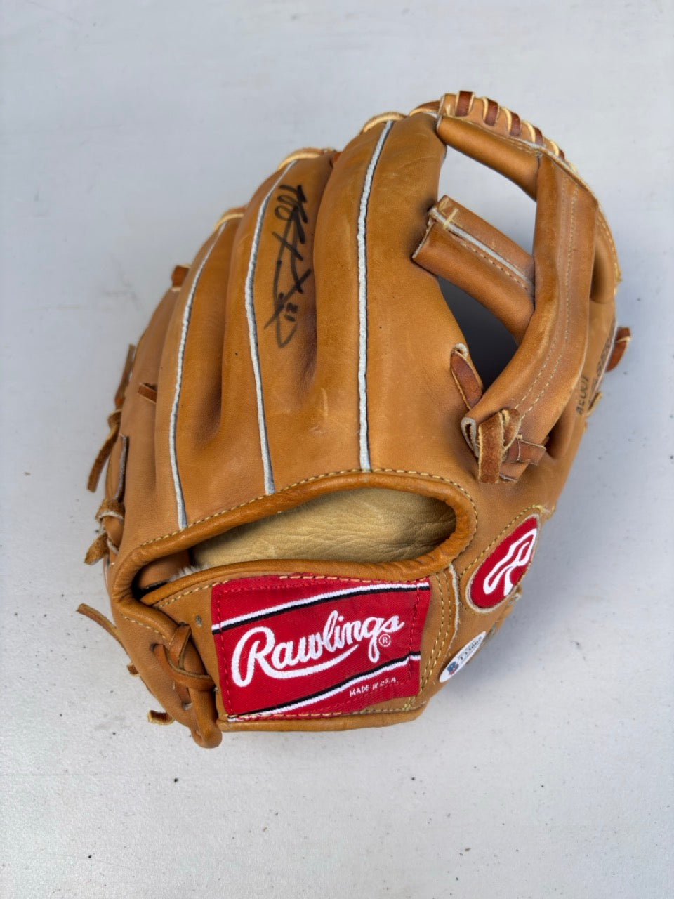 Jeff Kent Autograph Baseball Glove w/ Beckett COA