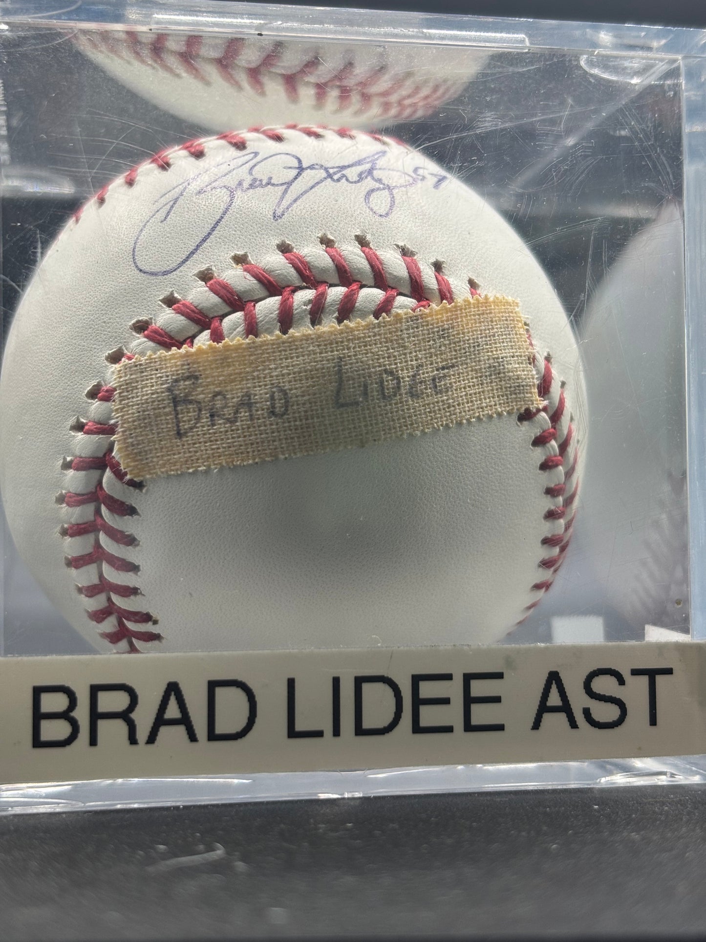 Brad Lidge Autograph Baseball
