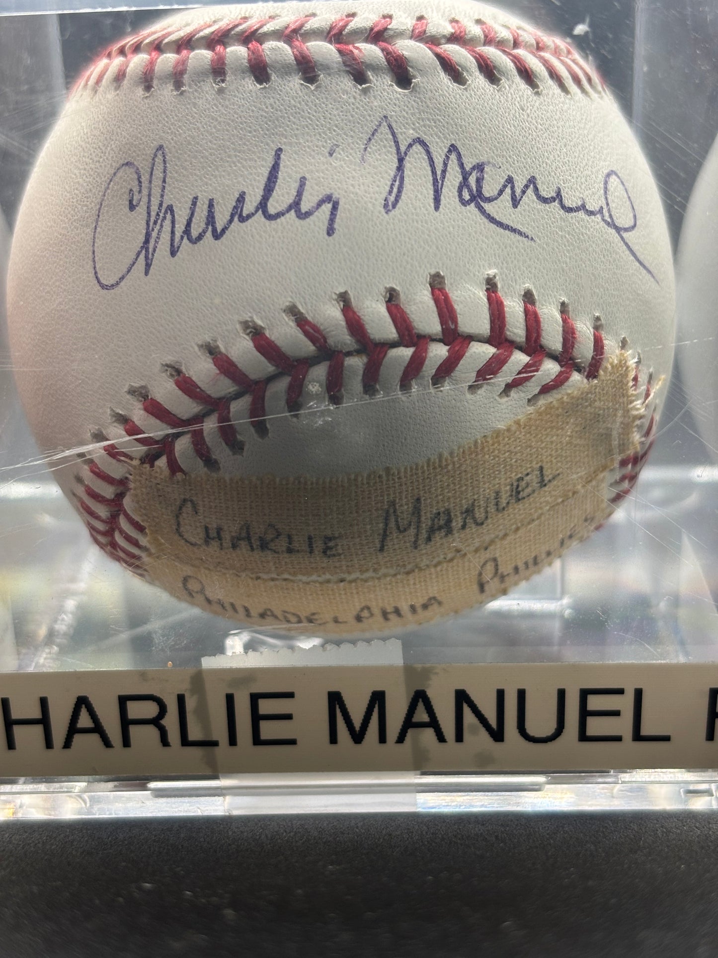 Charlie Manuel Autograph Baseball