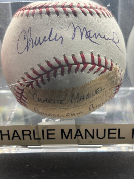 Charlie Manuel Autograph Baseball