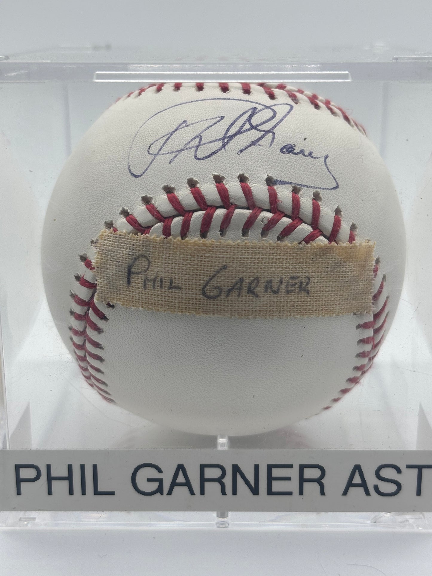 Phil Garner Autograph Baseball